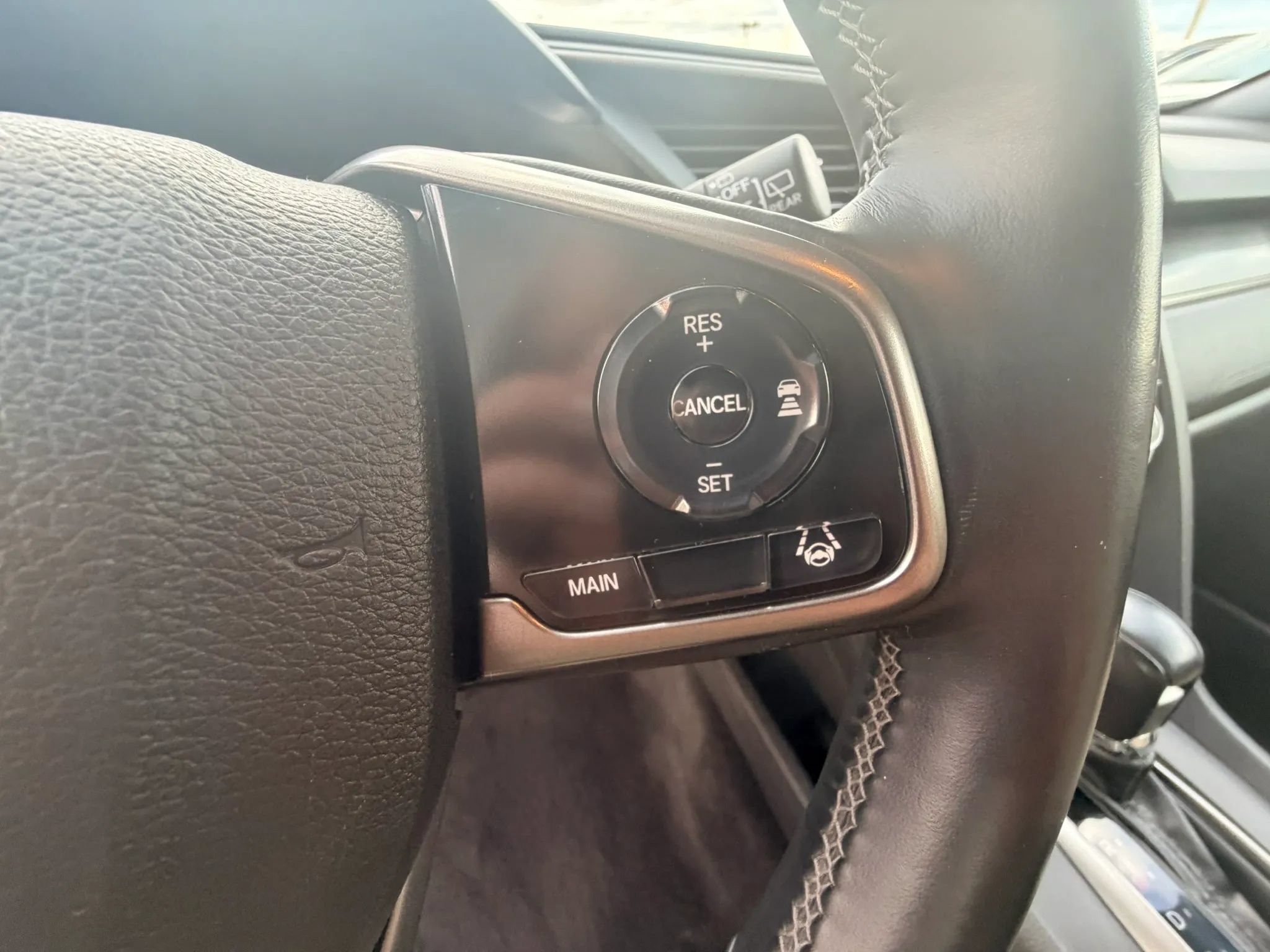Used 2020 Honda Civic EX-L image 15