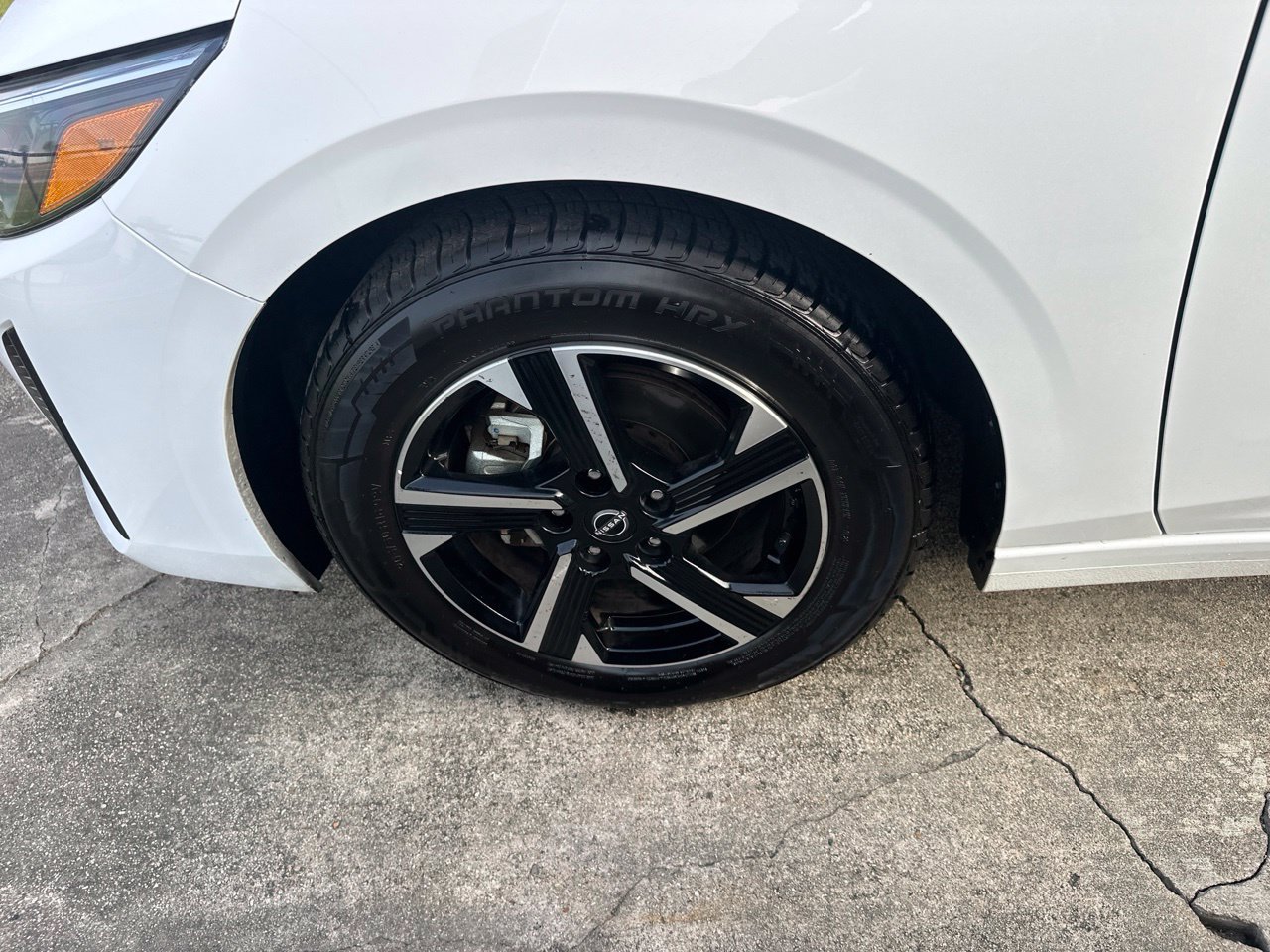 Used 2025 Nissan Sentra SV FWD image 7