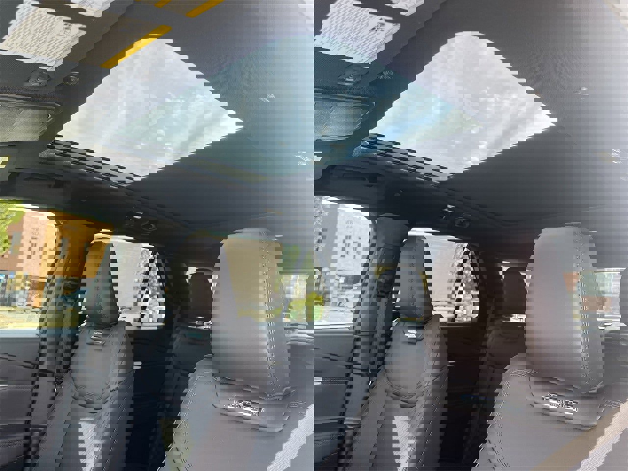 New 2026 Ford Explorer Platinum image 14