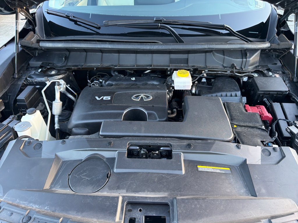 Used 2024 INFINITI QX60 Luxe w/ Performance Audio Package FWD image 25