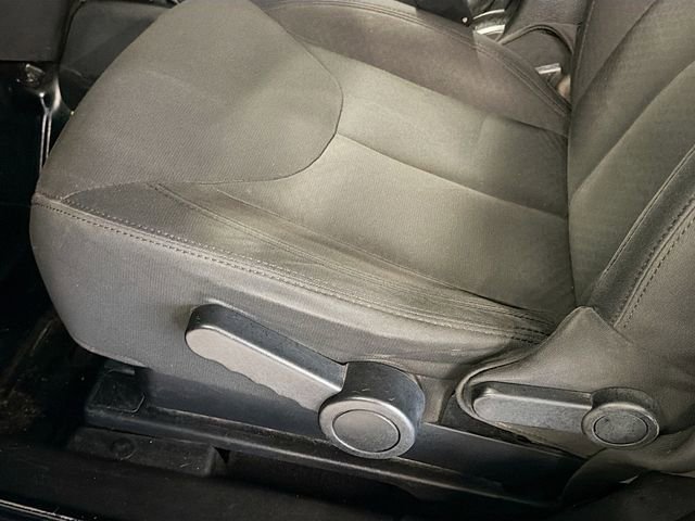 Used 2016 Jeep Wrangler Sport image 16