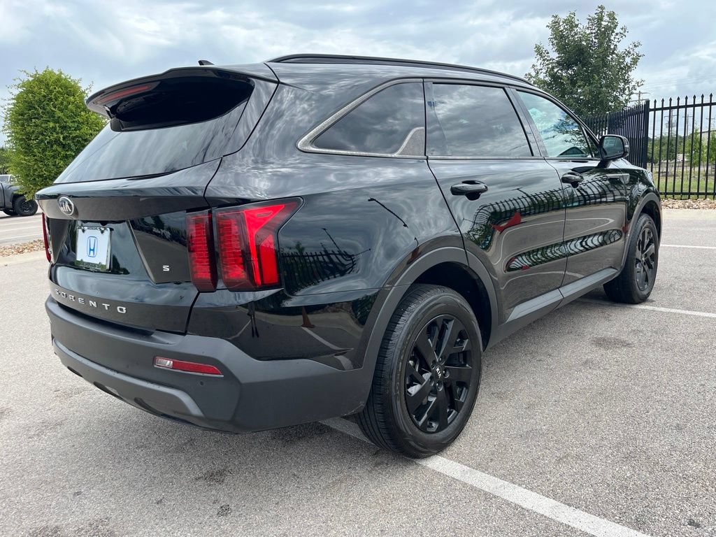 Used 2021 Kia Sorento S AWD/4WD image 4