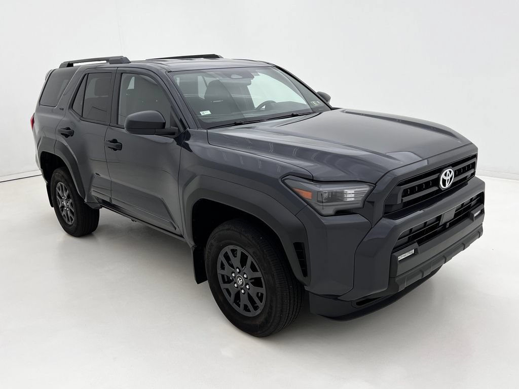 Used 2025 Toyota 4Runner SR5 AWD/4WD image 2