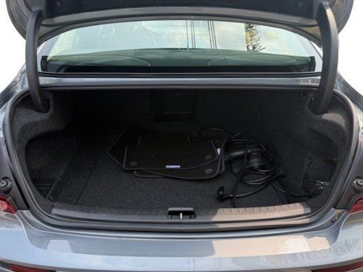 Used 2021 Volvo S60 T8 Inscription image 25