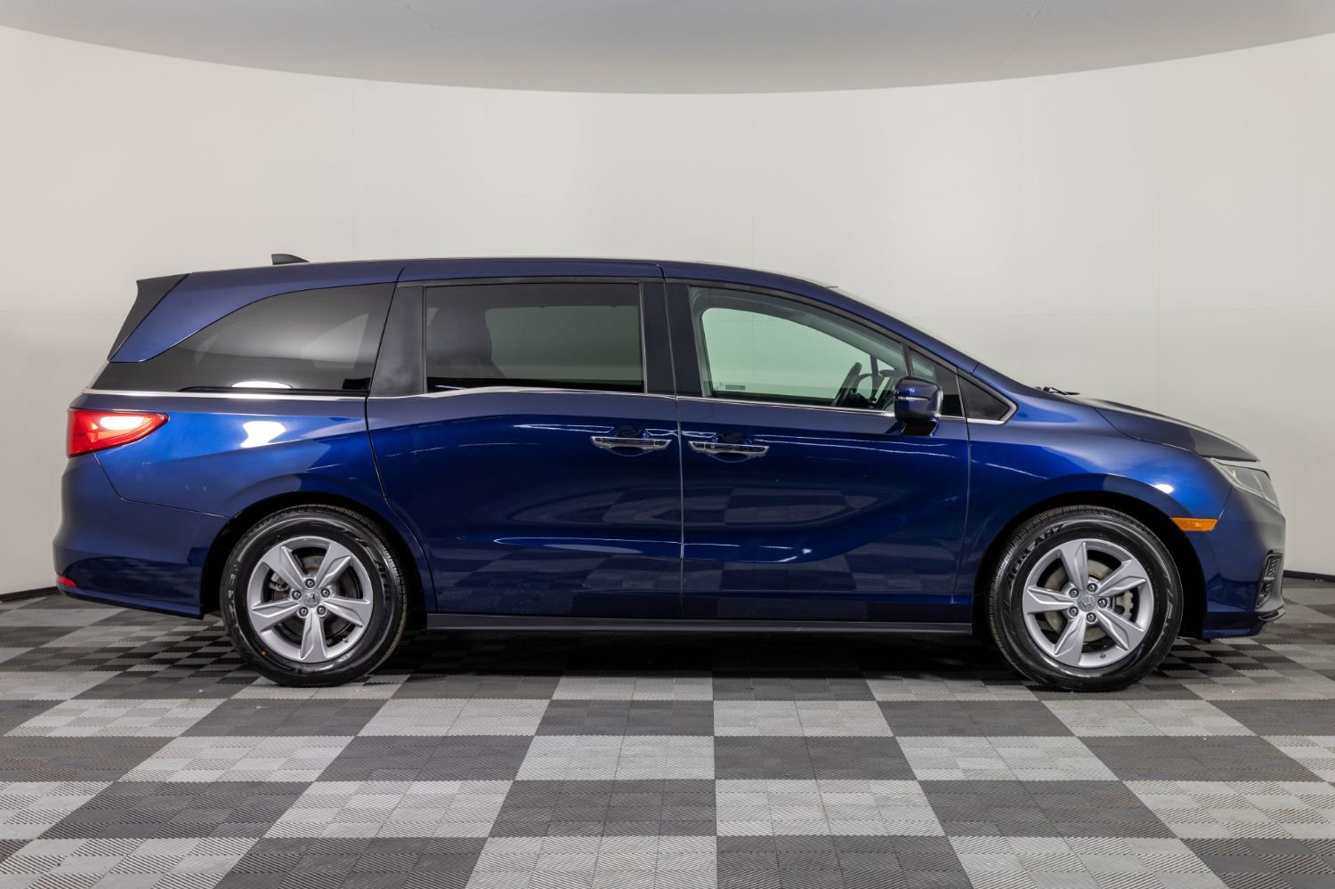 Used 2019 Honda Odyssey EX-L image 9