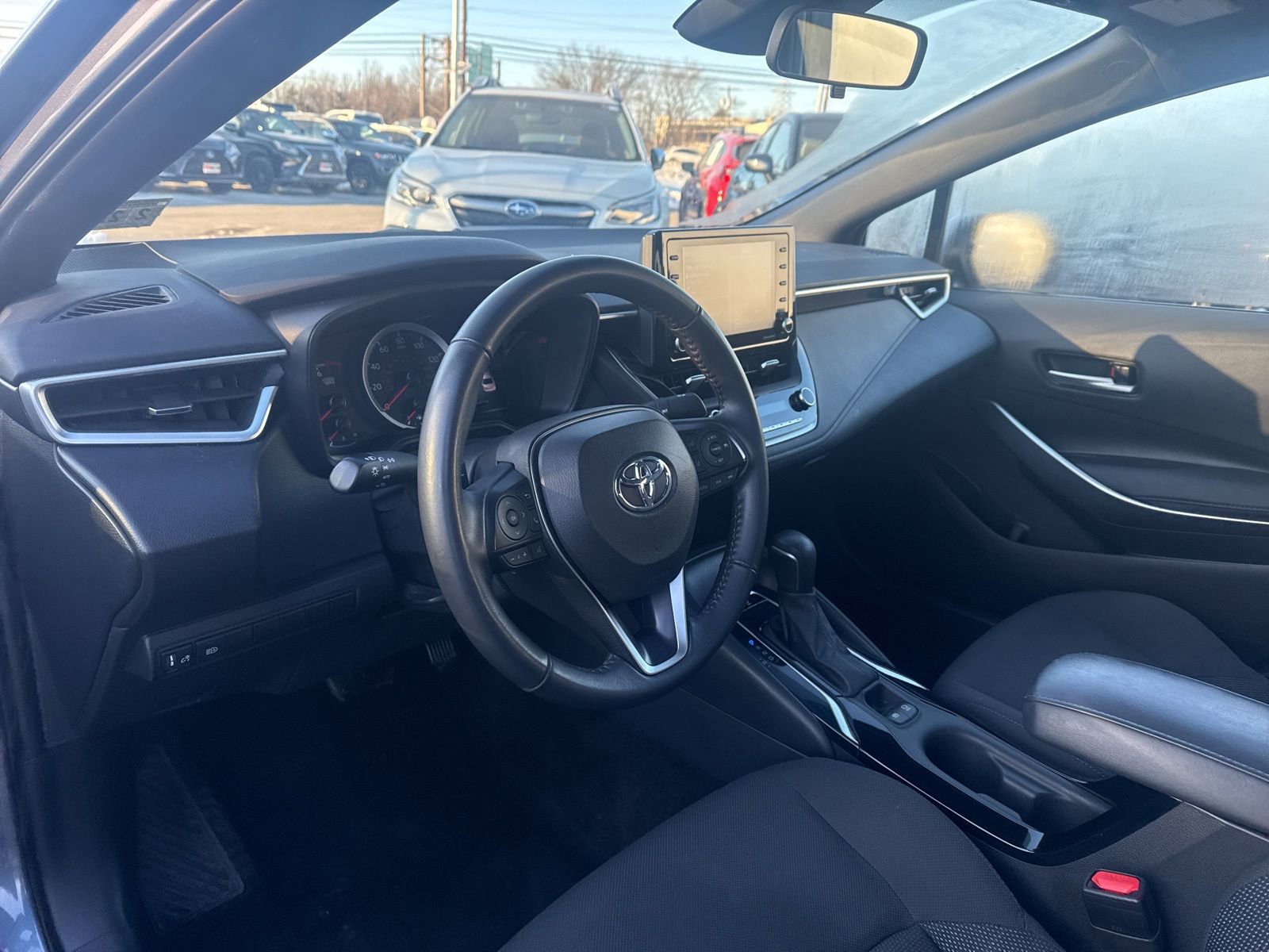 Used 2022 Toyota Corolla SE w/ Carpet Mat Package (TMS) image 9