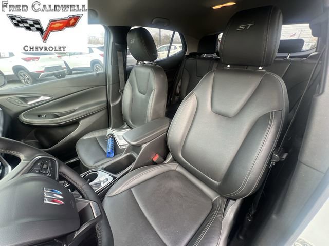 Used 2024 Buick Encore GX Sport Touring w/ Comfort Package image 18