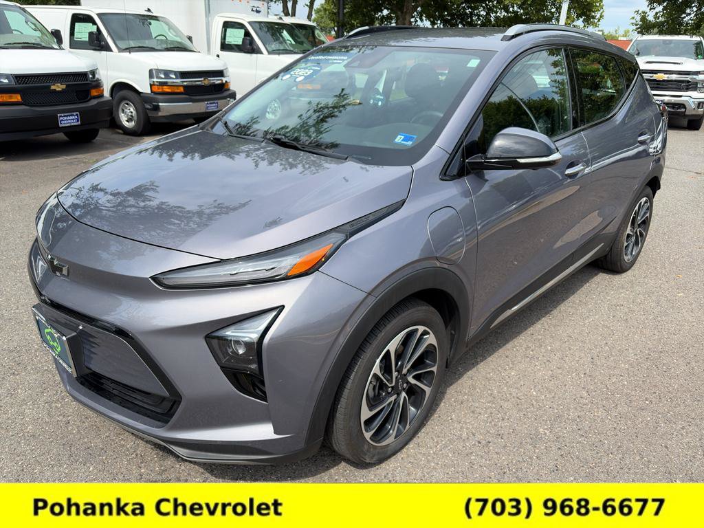 Certified 2023 Chevrolet Bolt EUV Premier FWD image 3