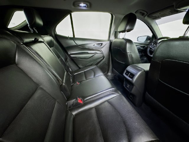 Used 2020 Chevrolet Equinox LT w/ Sport Edition FWD image 24