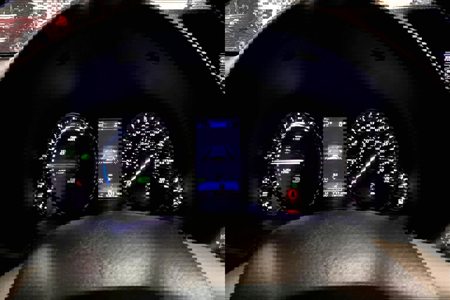 Used 2016 Lexus ES 300h w/ Luxury Package w/Wood Trim image 25