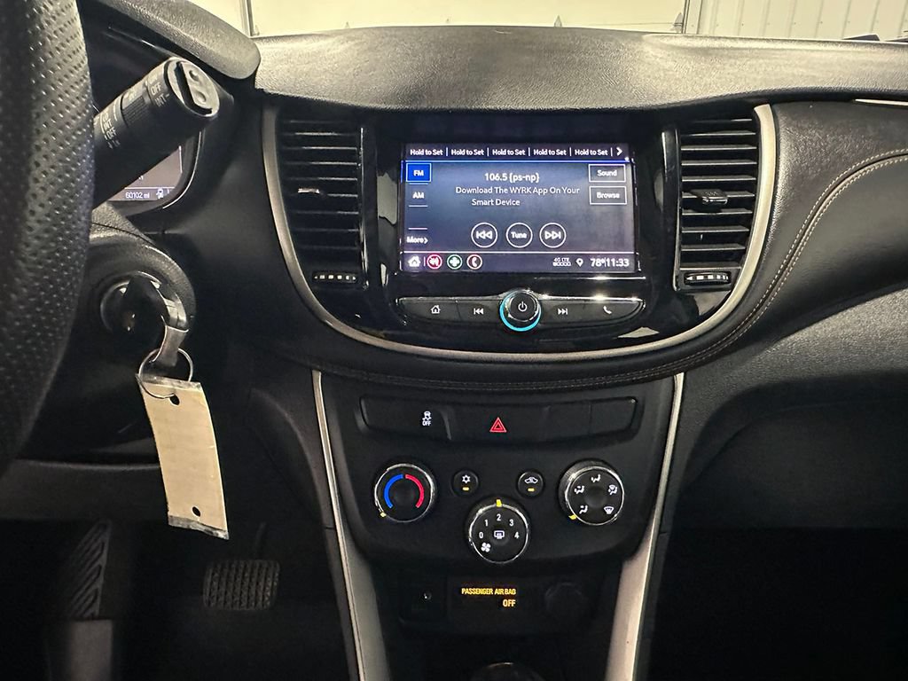 Used 2020 Chevrolet Trax LS FWD image 32