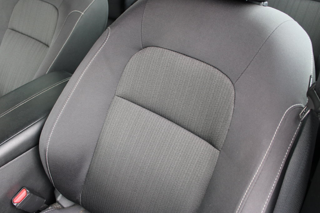 Used 2025 Nissan Altima 2.5 SV FWD image 10
