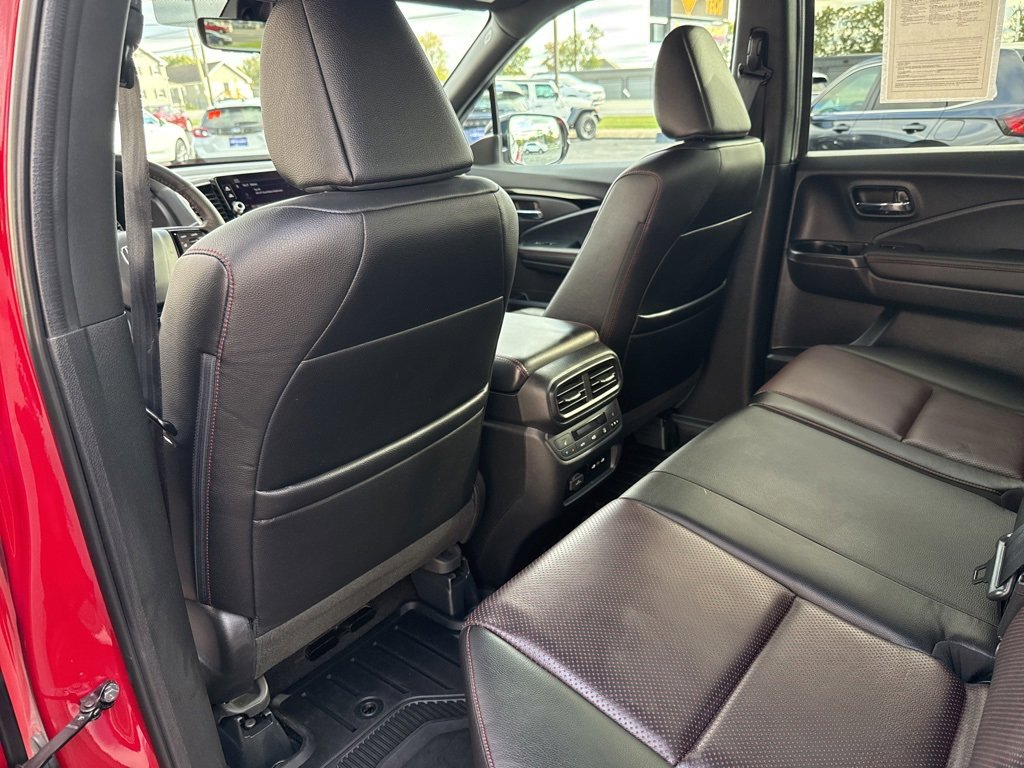 Used 2024 Honda Ridgeline Black Edition image 42