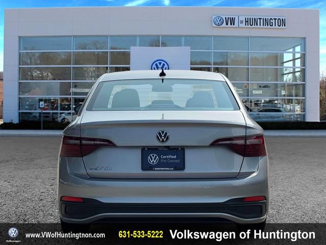 Certified 2022 Volkswagen Jetta Sport FWD image 7