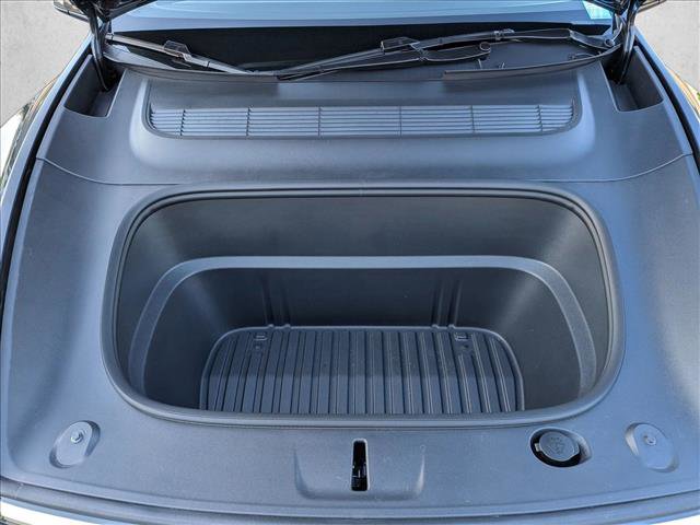 Used 2026 Tesla Model Y Long Range image 23