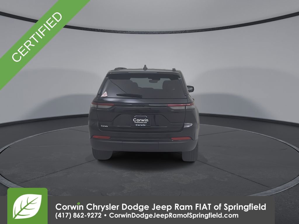 Certified 2023 Jeep Grand Cherokee Limited w/ Black Appearance Package image 14