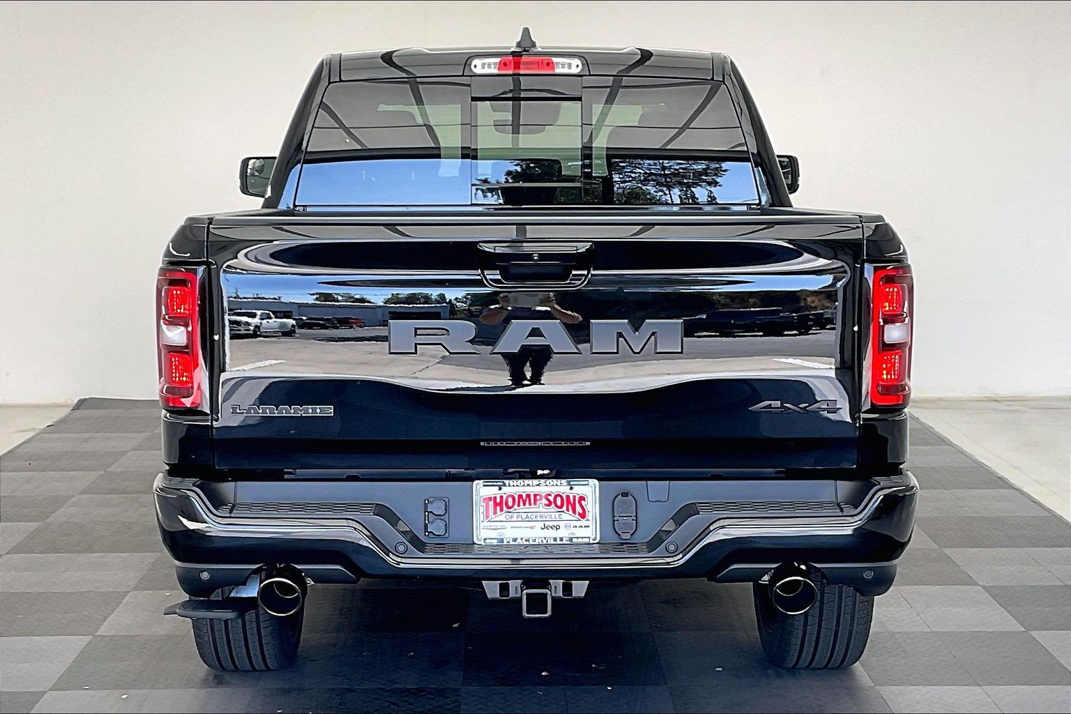 New 2027 RAM 1500 Laramie w/ Night Edition AWD/4WD image 3