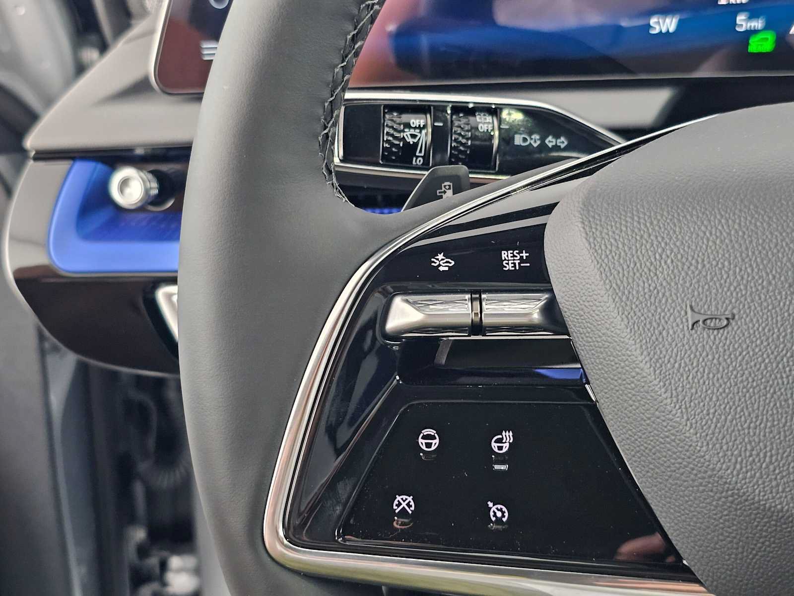 New 2027 Cadillac Optiq Premium Luxury AWD/4WD image 27