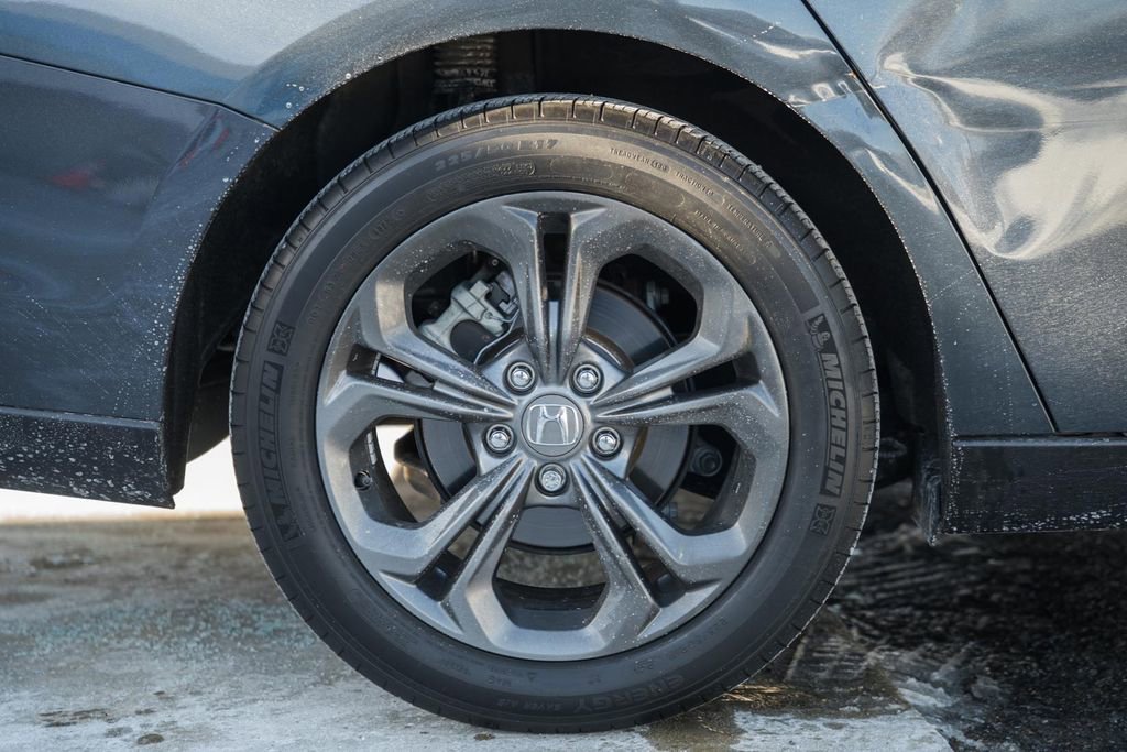 Certified 2023 Honda Accord EX image 15