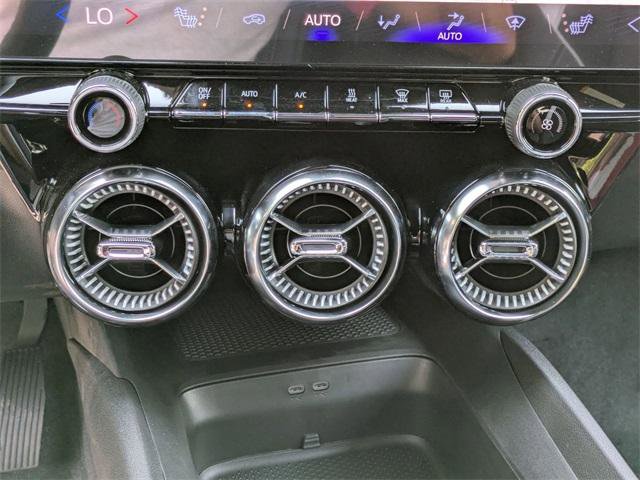 New 2025 Chevrolet Blazer EV LT image 19