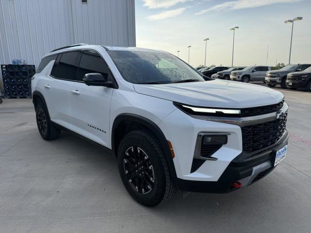 Used 2025 Chevrolet Traverse Z71 w/ Driver Confidence Package image 11