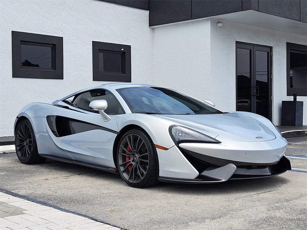 Used 2017 McLaren 570S Coupe image 2
