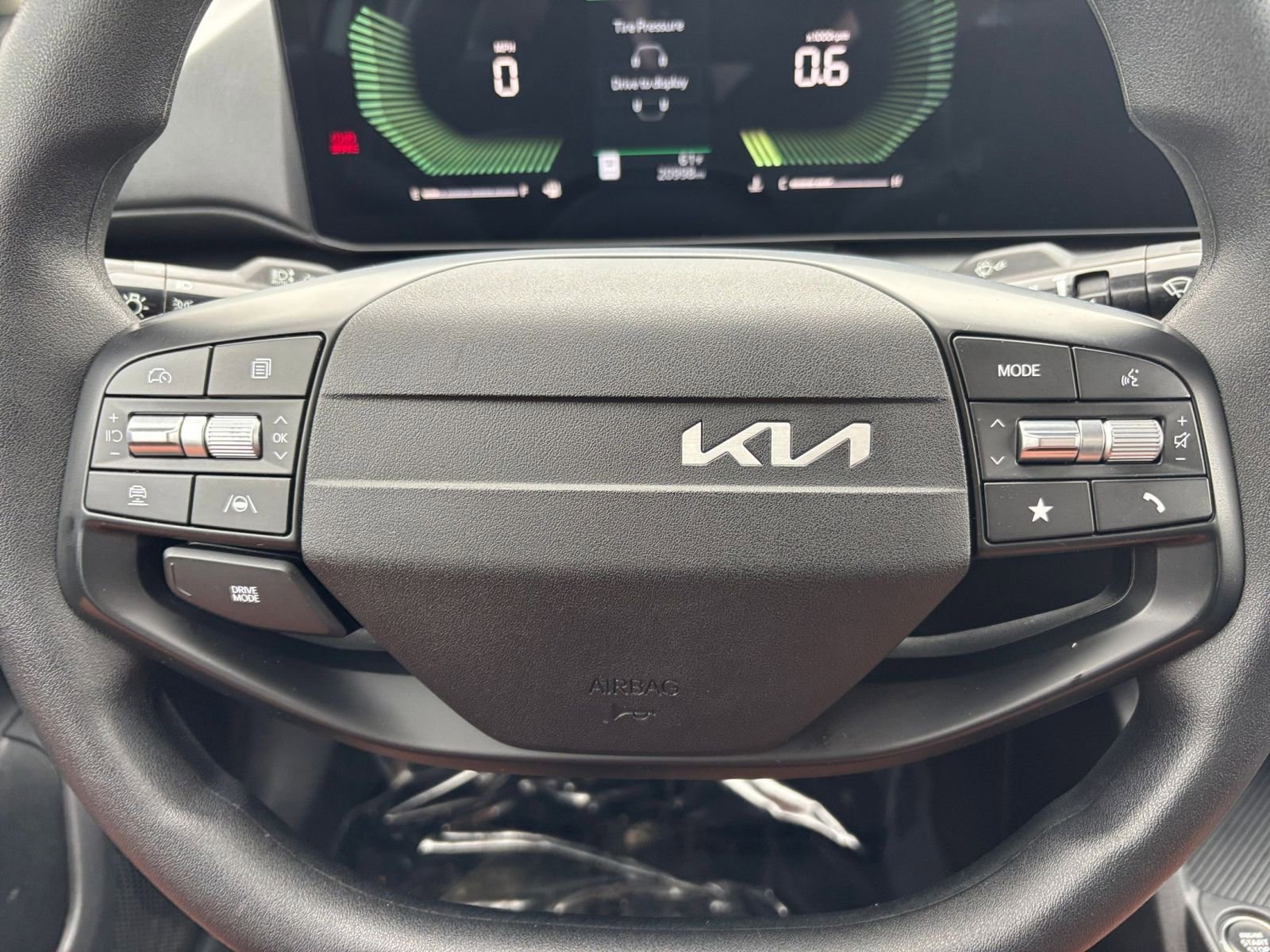 Used 2025 Kia K4 FWD image 28
