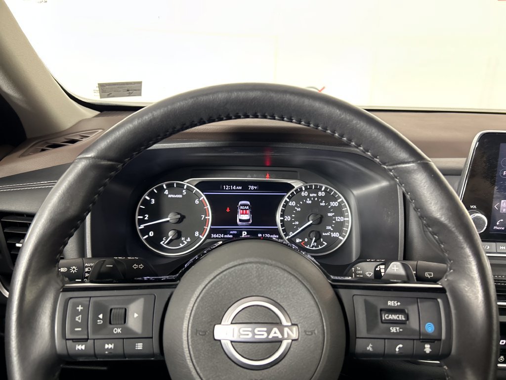 Used 2023 Nissan Rogue SV w/ SV Premium B Package AWD/4WD image 13