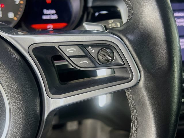 Used 2019 Porsche Macan AWD/4WD image 18
