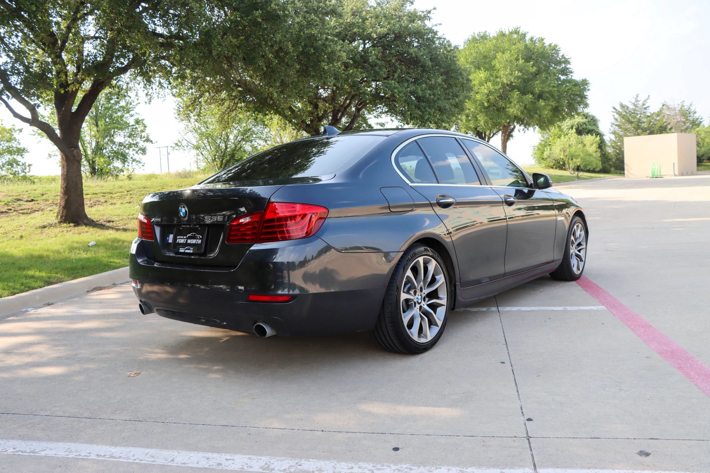 Used 2016 BMW 535i xDrive Sedan AWD/4WD image 7