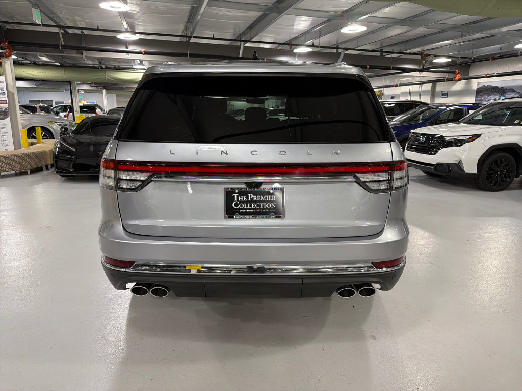 Used 2024 Lincoln Aviator Reserve w/ Elements Package Plus AWD/4WD image 5