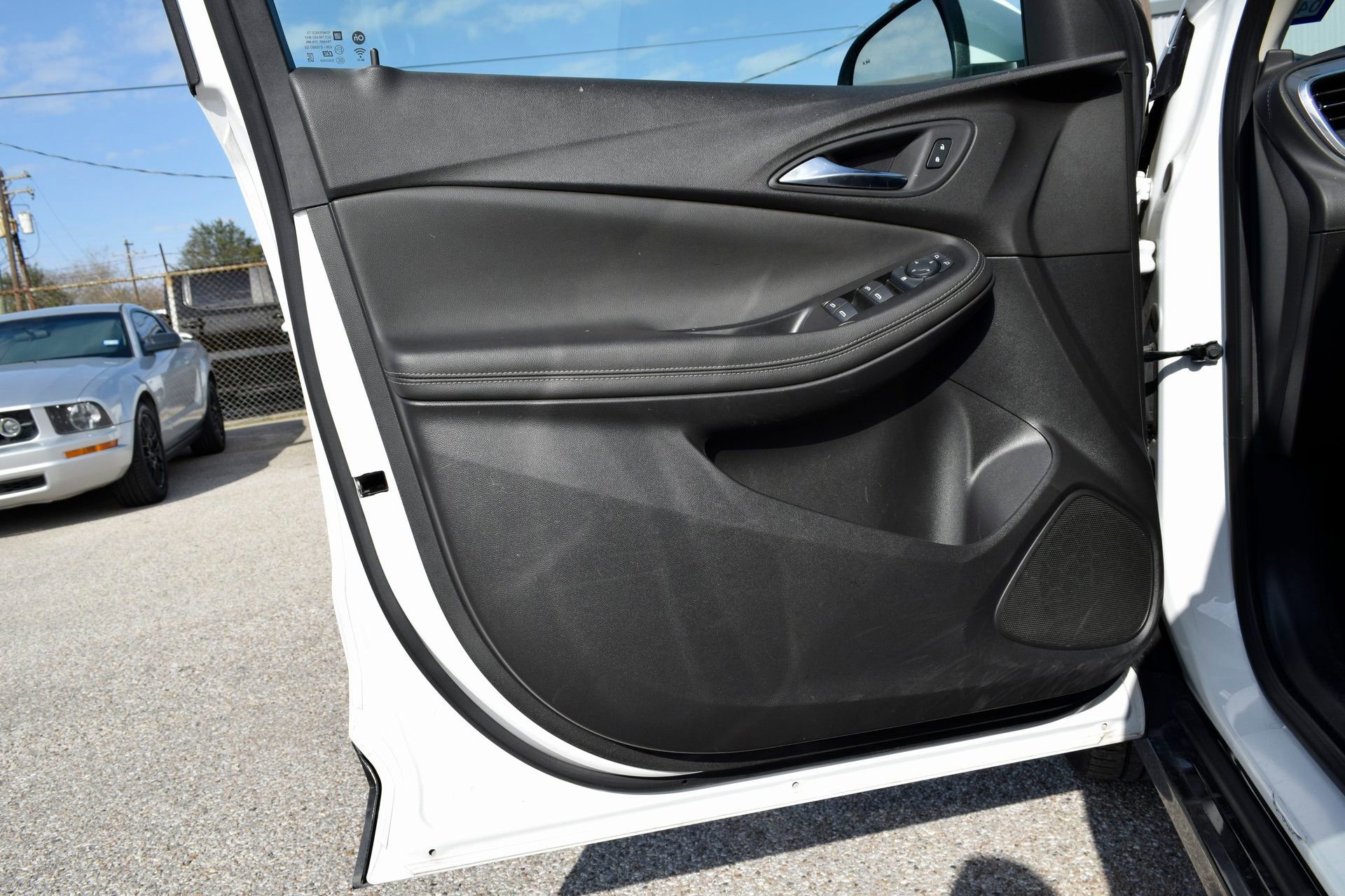 Used 2024 Buick Encore GX Sport Touring image 19