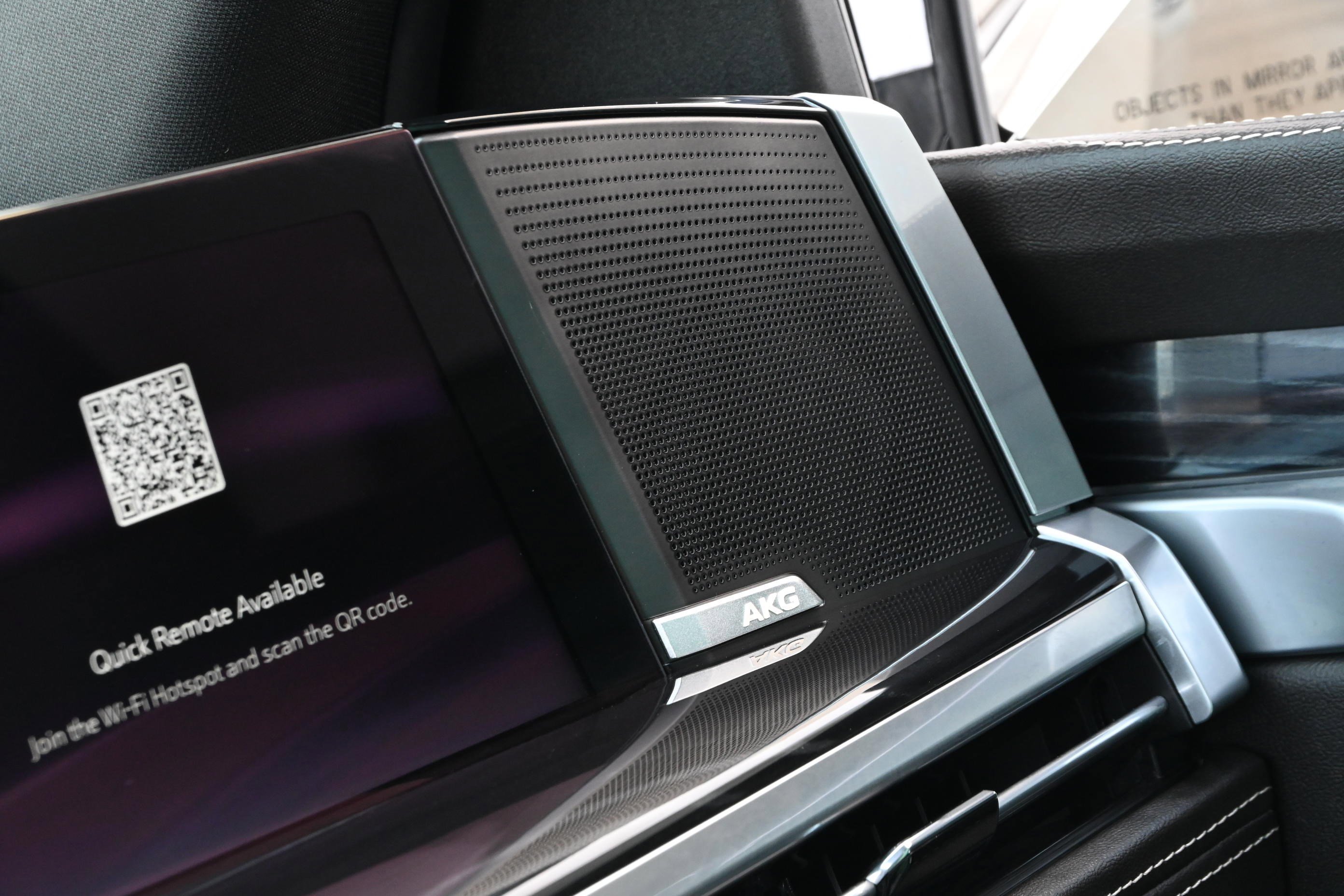 Used 2025 Cadillac Escalade Sport w/ Touring Package image 36