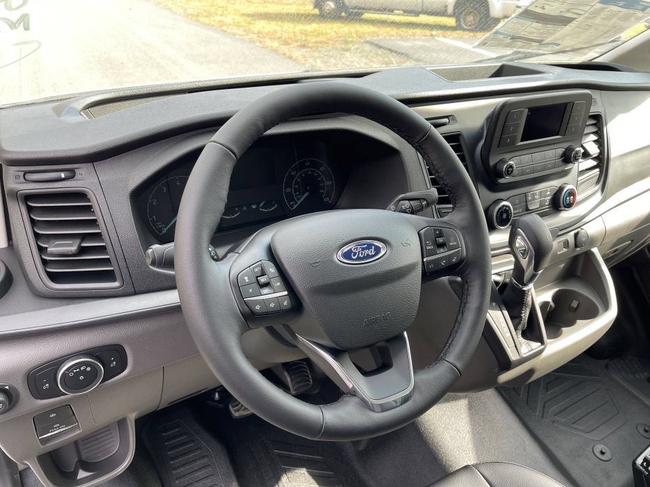 New 2024 Ford Transit 250 Low Roof RWD image 17