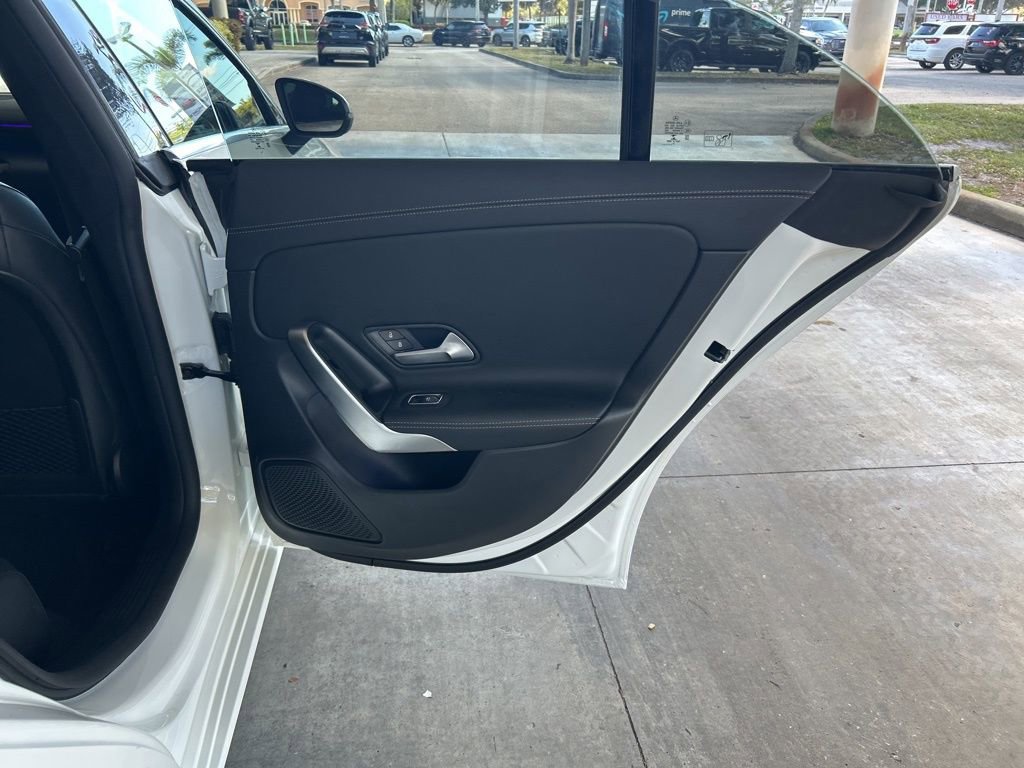 Used 2022 Mercedes-Benz CLA 250 4MATIC w/ Premium Package Lite image 32