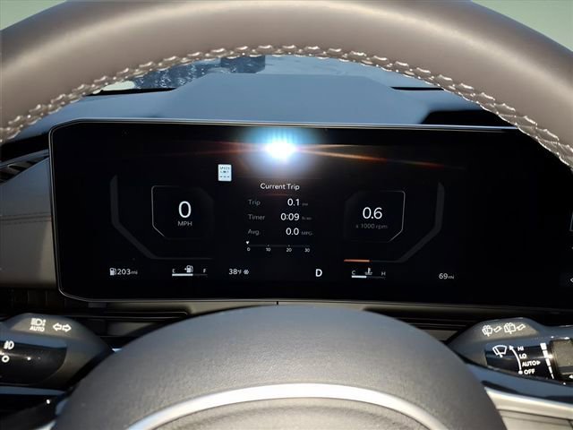 Used 2025 Kia Carnival SX Prestige image 33