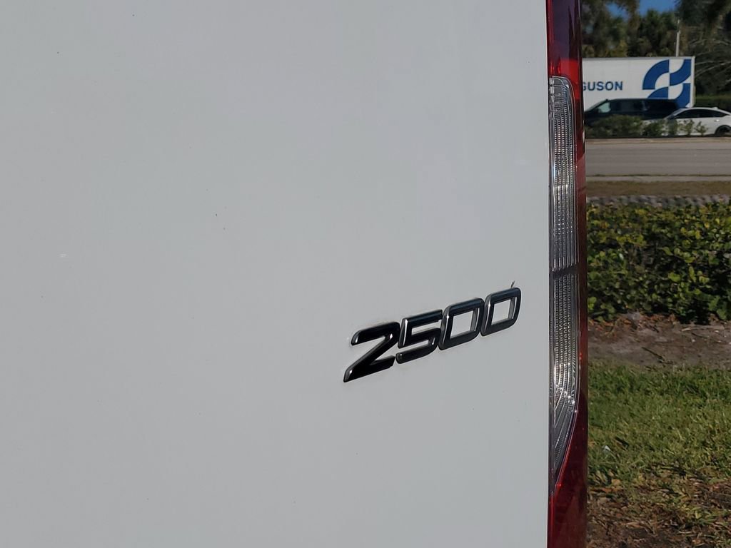 Used 2023 Mercedes-Benz Sprinter 2500 image 19