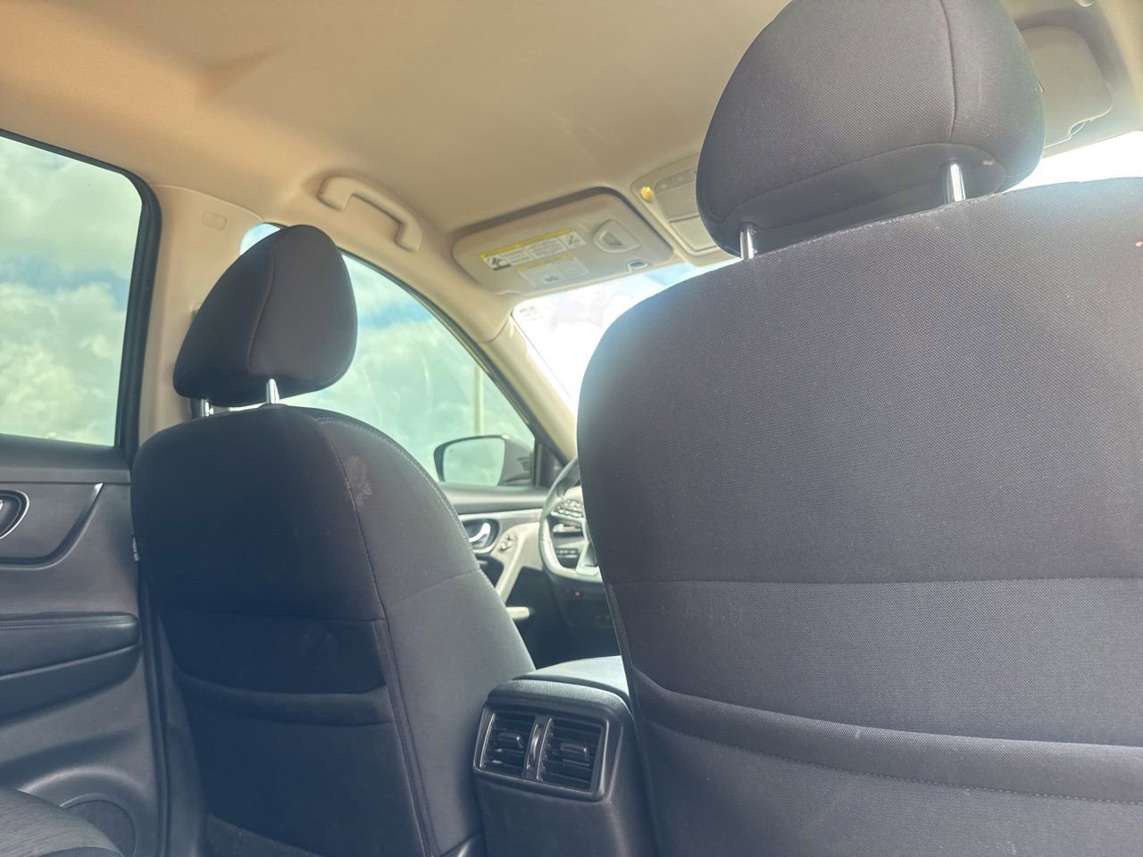 Used 2017 Nissan Rogue SV w/ Midnight Edition FWD image 31