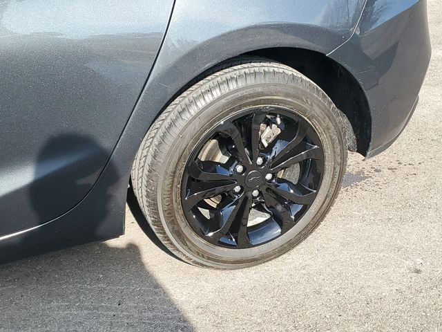 Used 2019 Chevrolet Cruze LT image 30