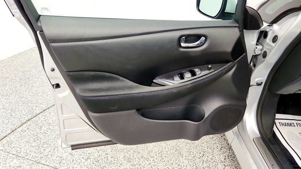 Used 2023 Nissan Leaf SV Plus FWD image 10