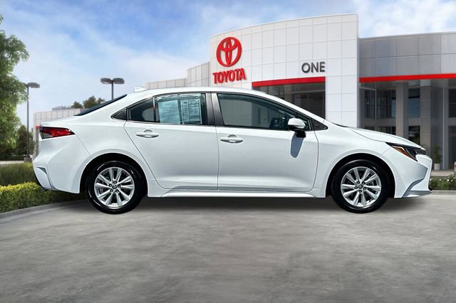 Certified 2025 Toyota Corolla LE w/ LE Premium Package FWD image 3
