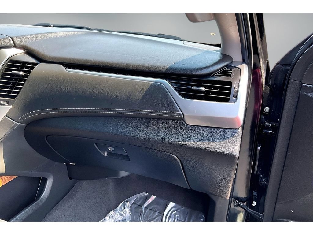 Used 2020 Chevrolet Tahoe Premier AWD/4WD image 23