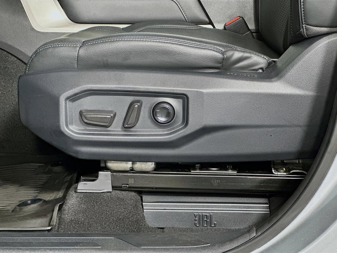 Used 2022 Toyota Tundra Limited image 24