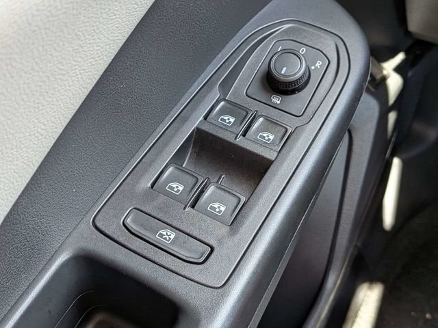 Certified 2023 Volkswagen Taos SE w/ Panoramic Sunroof Package FWD image 25