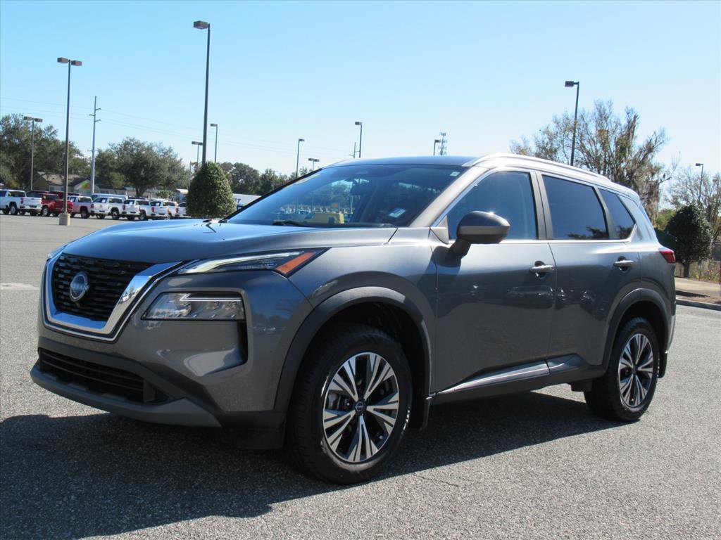 Used 2023 Nissan Rogue SV w/ SV Premium B Package image 4