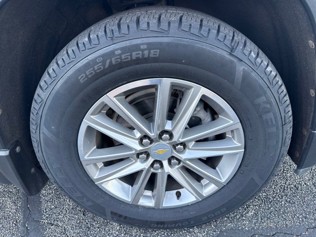 Used 2022 Chevrolet Traverse LT FWD image 9