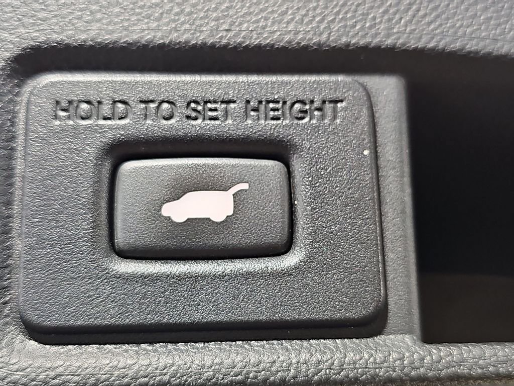 Used 2020 Acura RDX A-Spec AWD/4WD image 16