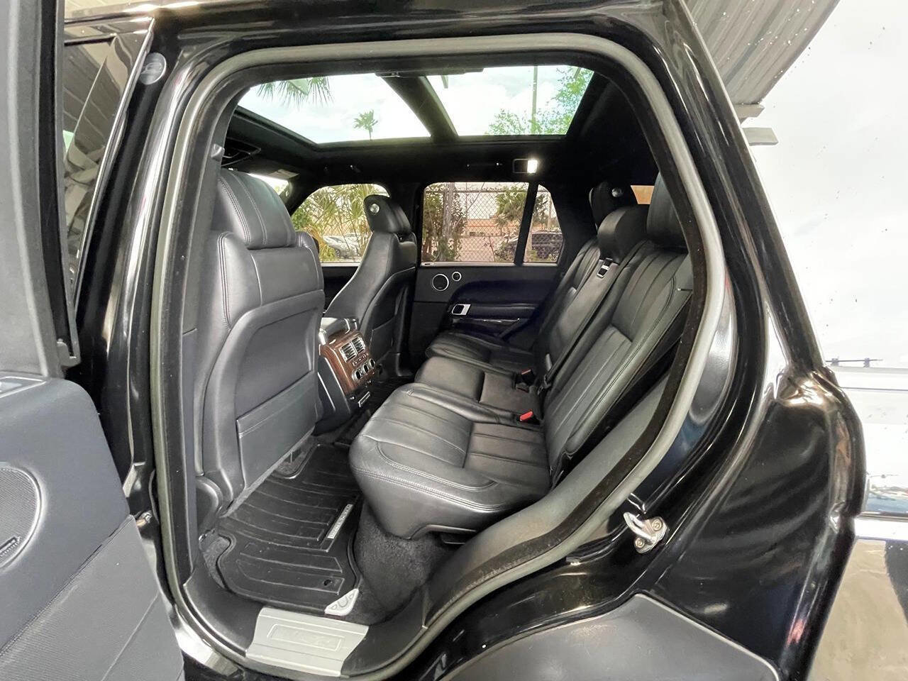 Used 2016 Land Rover Range Rover HSE AWD/4WD image 6