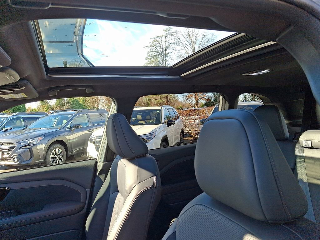 Used 2025 Subaru Forester Touring image 13
