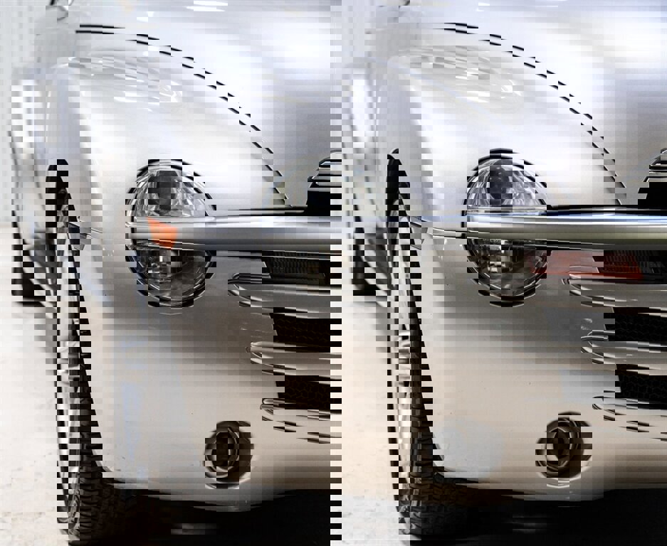 Used 2004 Chevrolet SSR w/ Preferred Equipment Group image 27